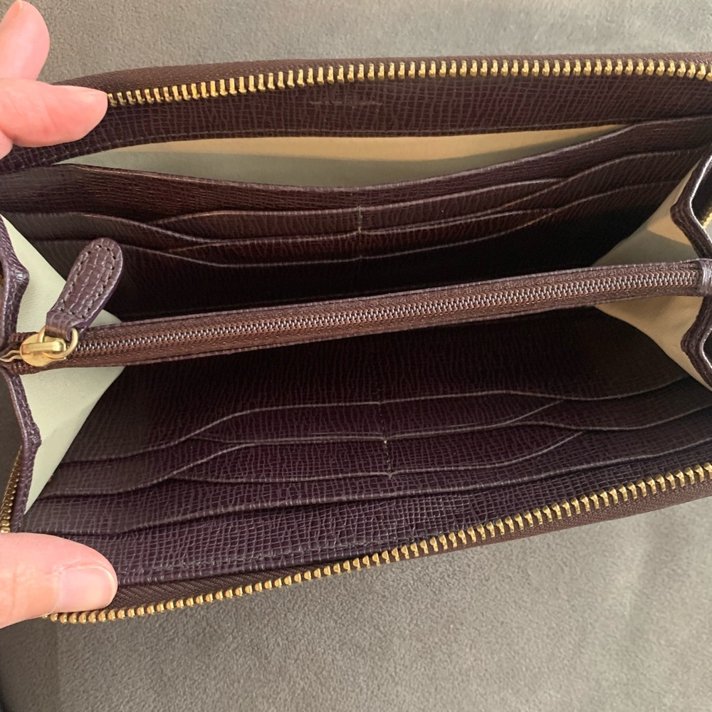 Cole Haan leather zippered closure wallet - Picture 4 of 5